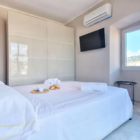 Apartamento 250 M From The Aquarium, Historic Center, Wi-fi, Air Conditioning Génova